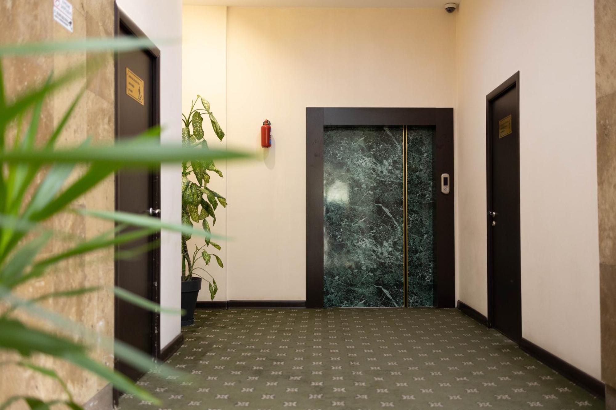 Richmind Hotel Vagharshapat Kültér fotó