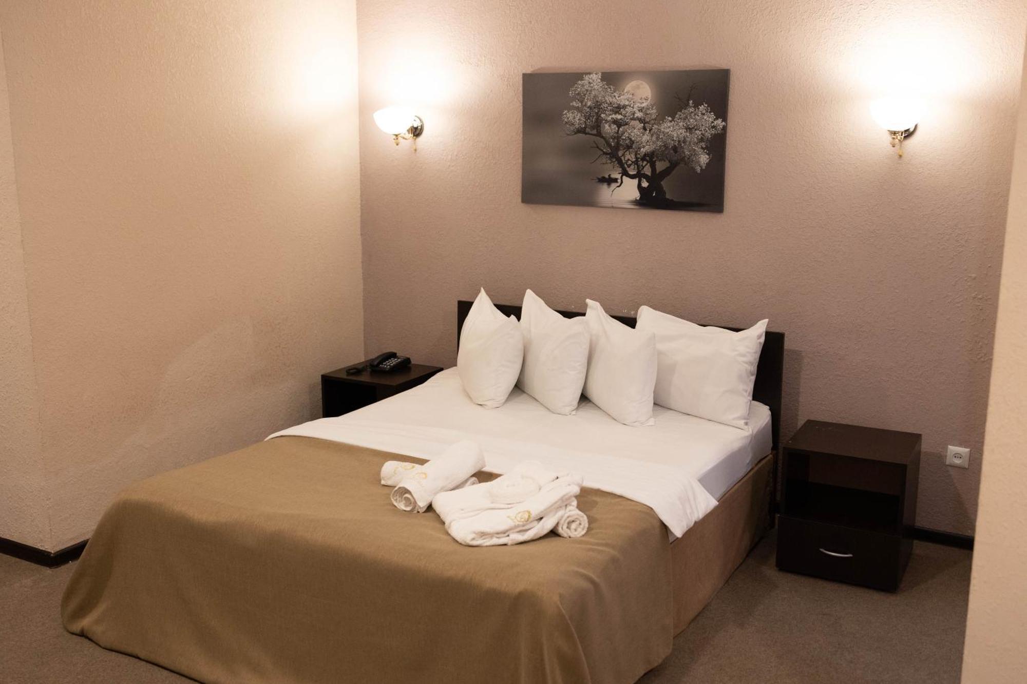 Richmind Hotel Vagharshapat Kültér fotó