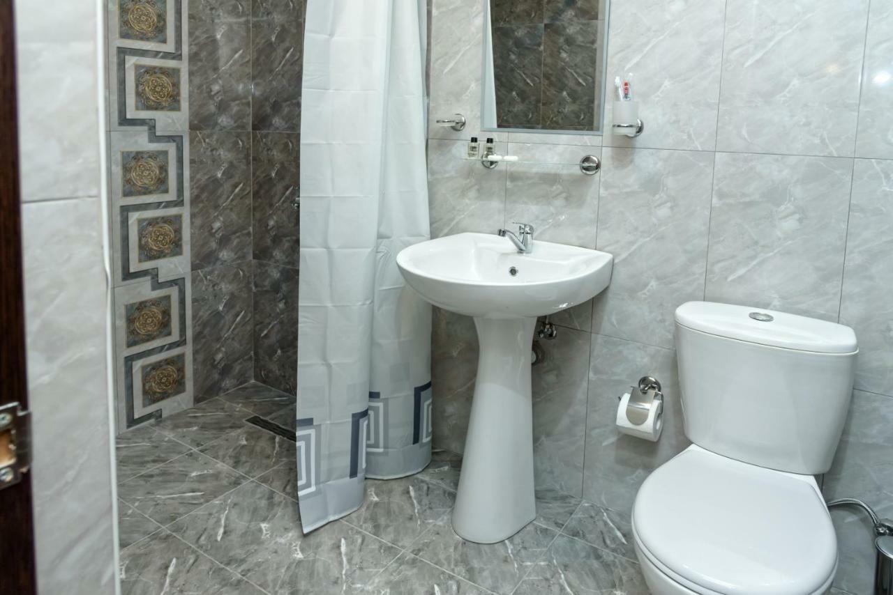 Richmind Hotel Vagharshapat Kültér fotó