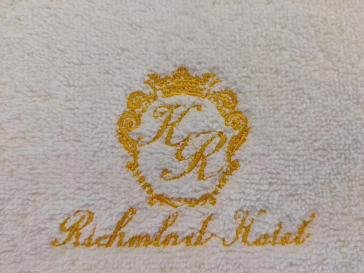 Richmind Hotel Vagharshapat Kültér fotó