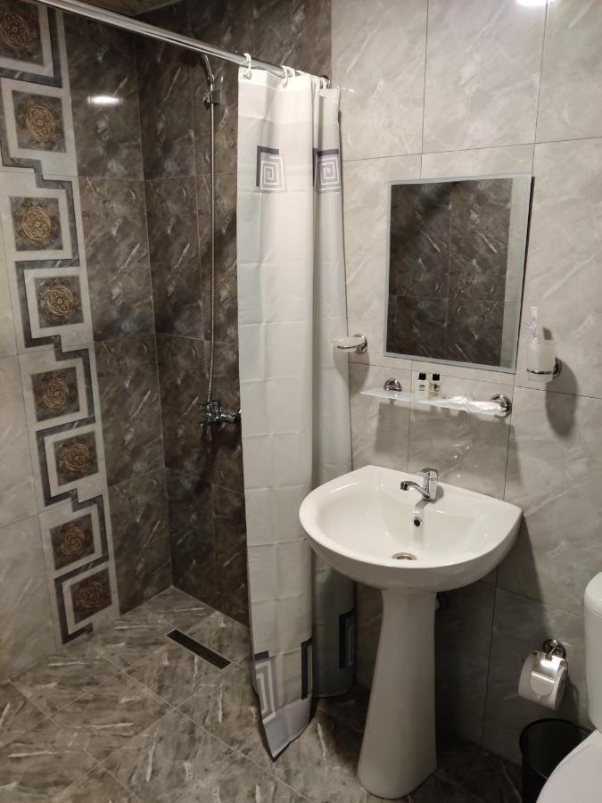 Richmind Hotel Vagharshapat Kültér fotó