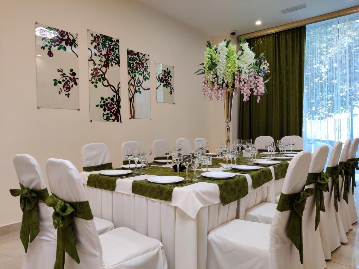 Richmind Hotel Vagharshapat Kültér fotó